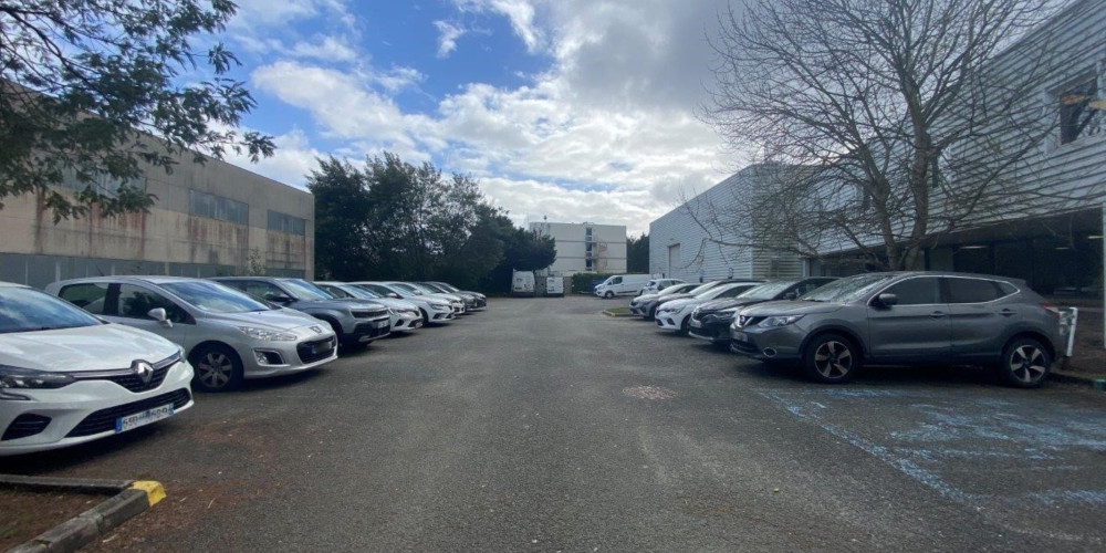 local industriel à MERIGNAC (33700)