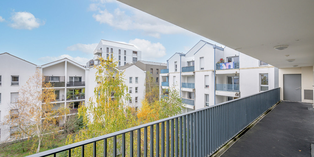 appartement à BORDEAUX (33300)