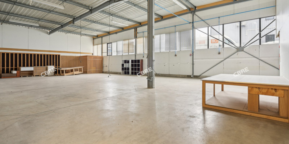 local industriel à CADAUJAC (33140)