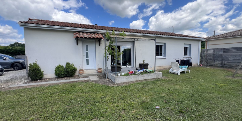 maison à ST DENIS DE PILE (33910)