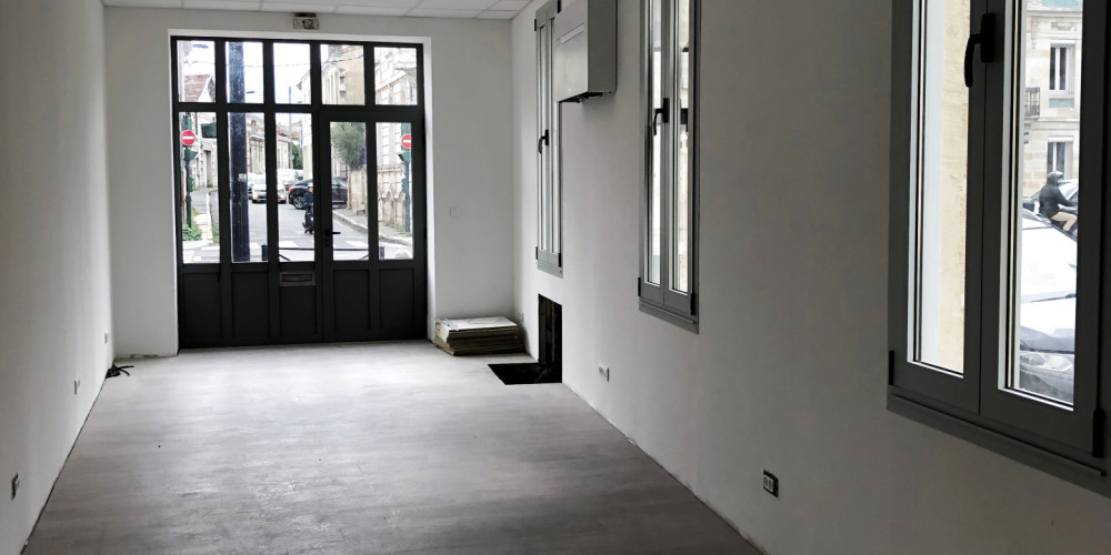 local commercial à BORDEAUX (33000)