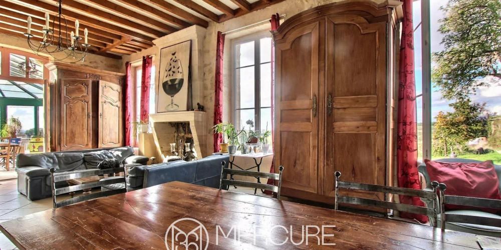 maison à BLAYE (33390)