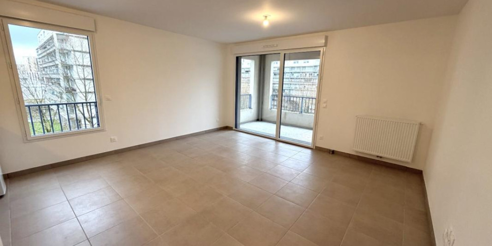 appartement à BORDEAUX (33800)