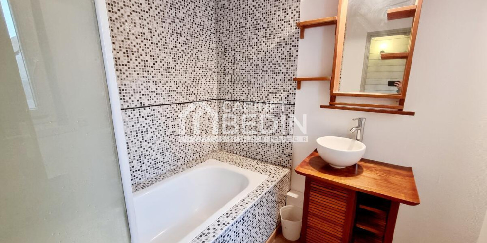 appartement à BORDEAUX (33800)