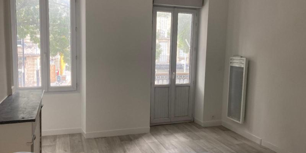 appartement à BORDEAUX (33000)