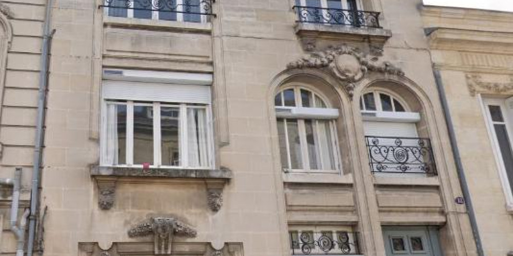 appartement à BORDEAUX (33000)