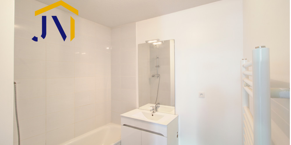 appartement à BRUGES (33520)