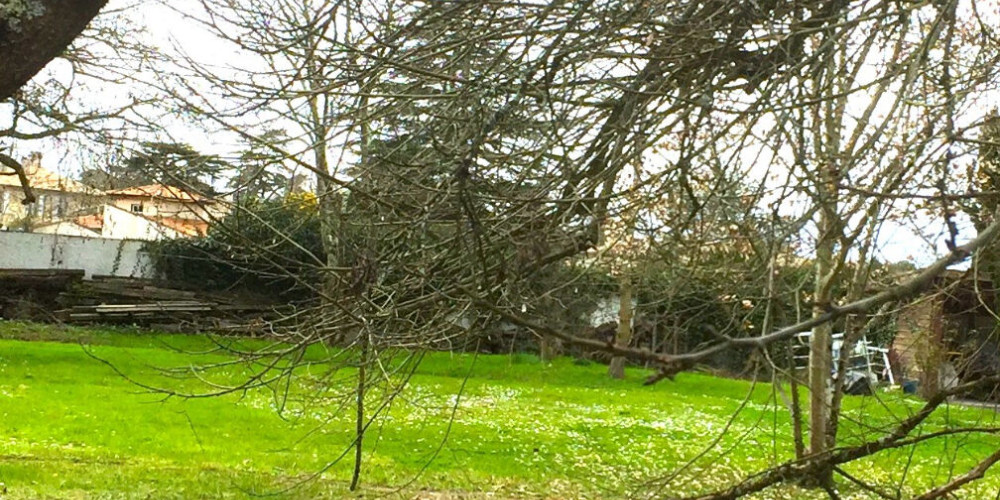 terrain à LIBOURNE (33500)