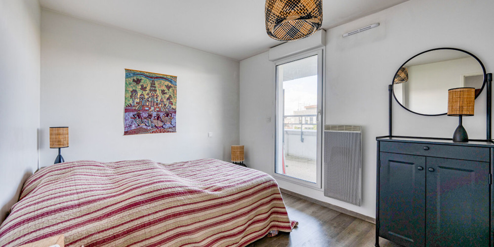 appartement à BORDEAUX (33100)