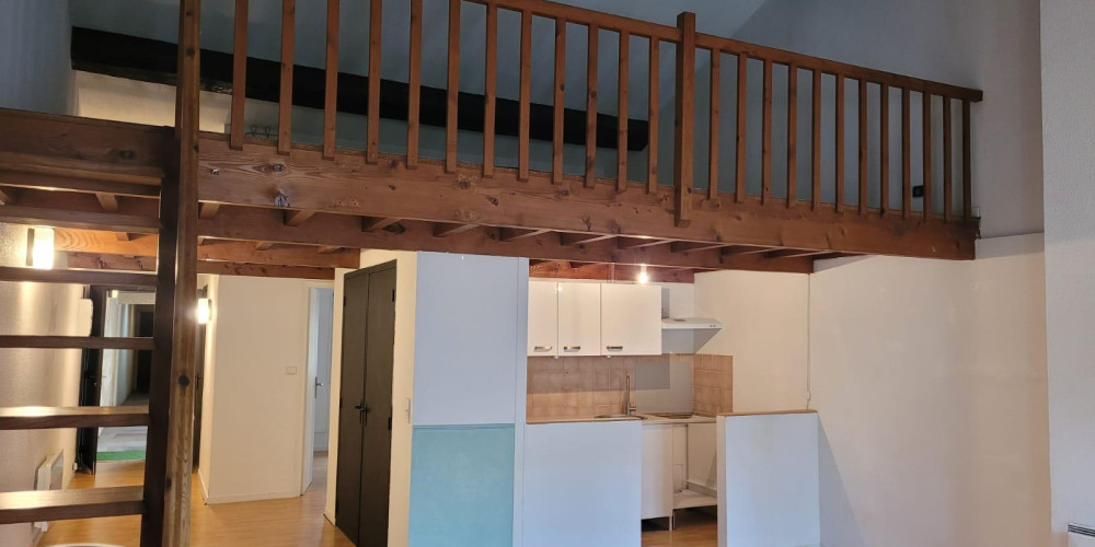 appartement à BORDEAUX (33000)