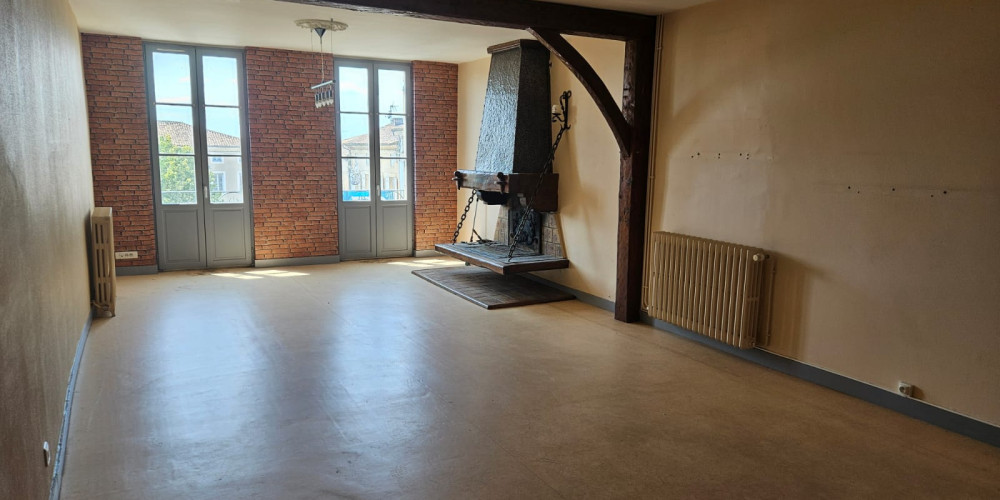 appartement à SAUVETERRE DE GUYENNE (33540)