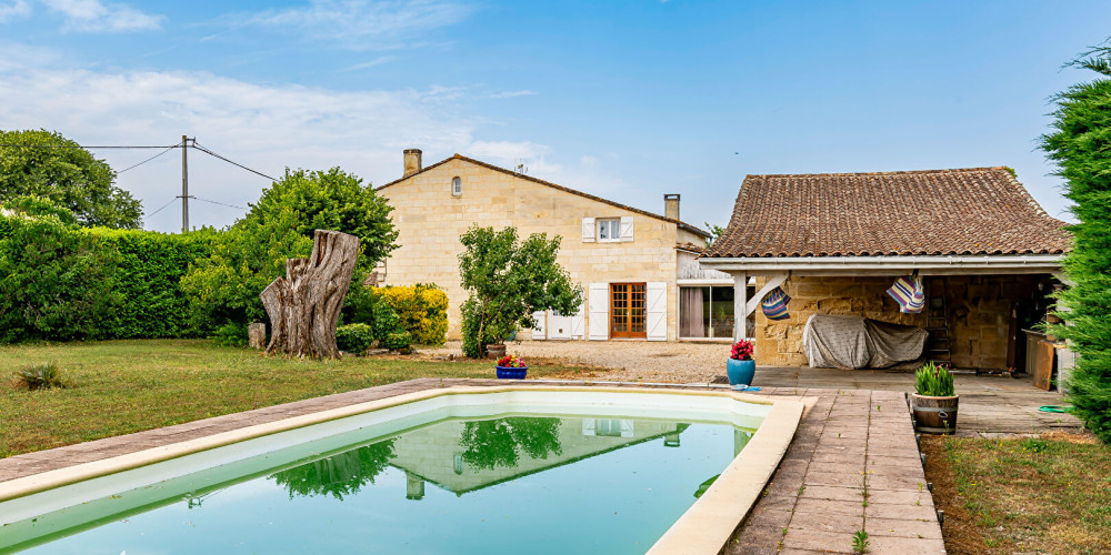 maison à LUSSAC (33570)