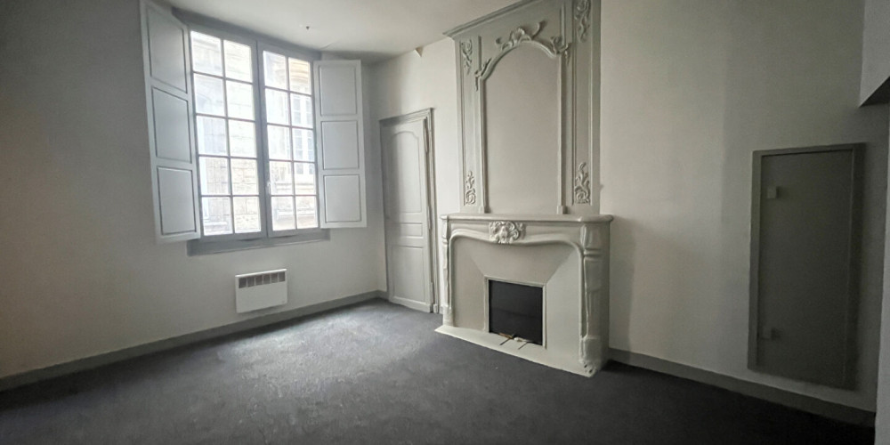 appartement à BORDEAUX (33000)