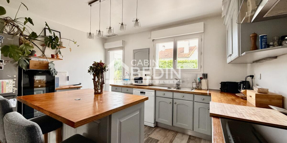 maison à AMBARES ET LAGRAVE (33440)