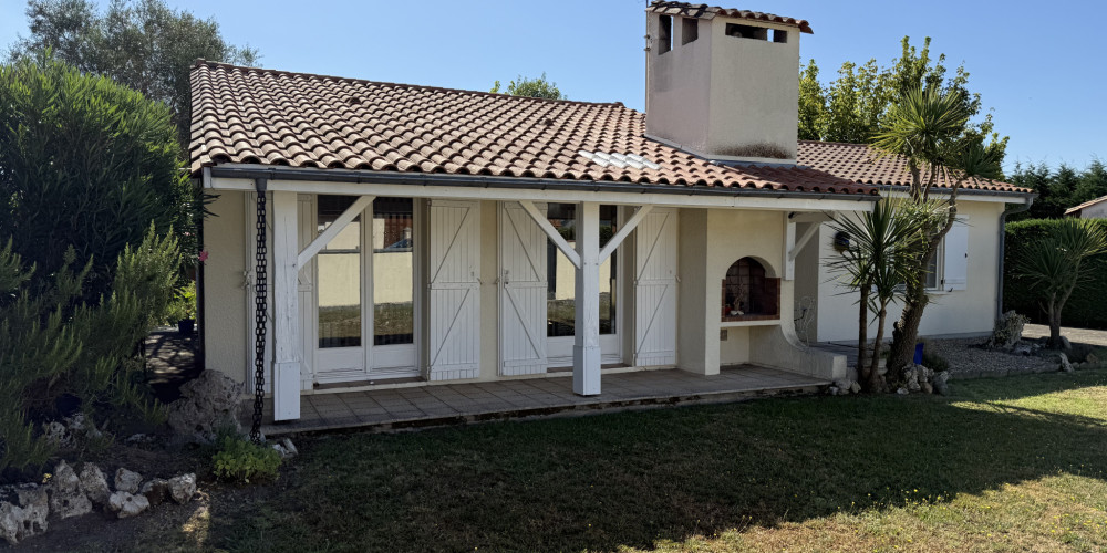 maison à AMBARES ET LAGRAVE (33440)