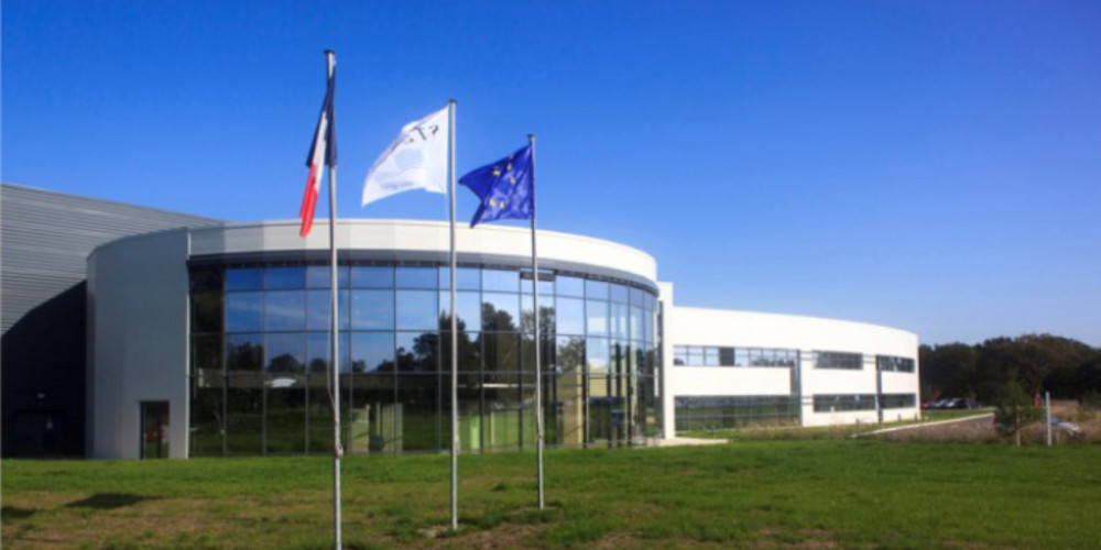 local industriel à LE HAILLAN (33185)