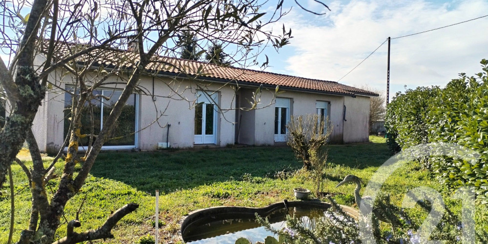 maison à ST PIERRE DE MONS (33210)