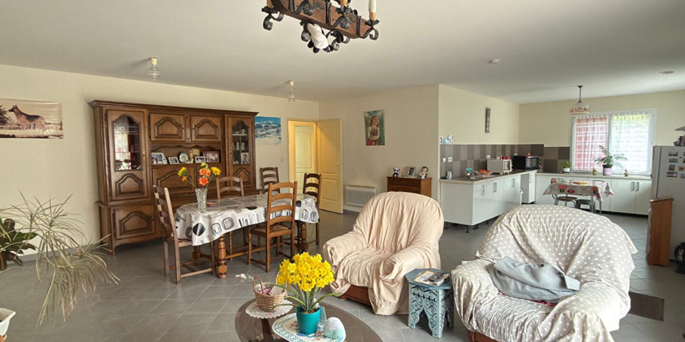 maison à AMBARES ET LAGRAVE (33440)