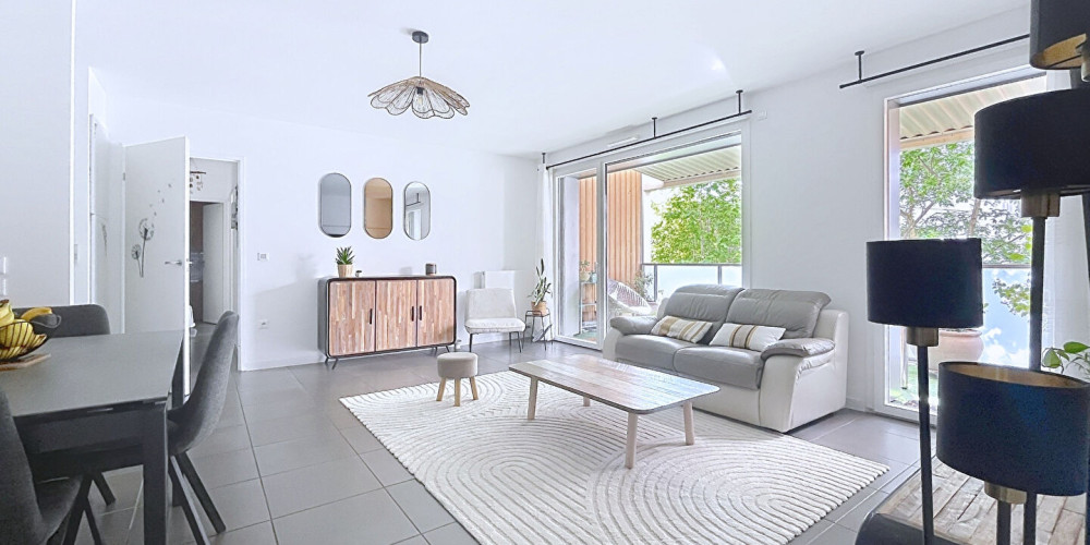 appartement à BORDEAUX (33300)