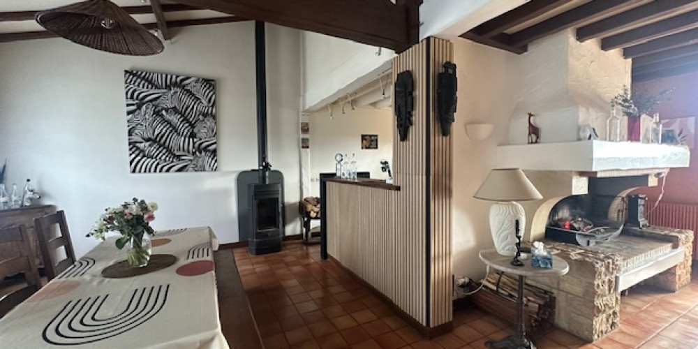 maison à ST PIERRE DE BAT (33760)