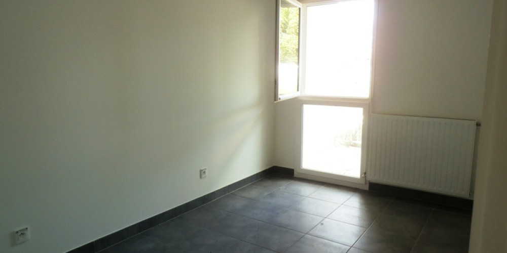 appartement à BORDEAUX (33300)