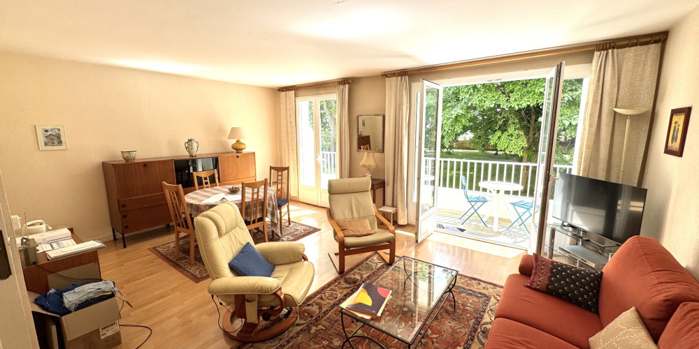 appartement à BORDEAUX (33200)