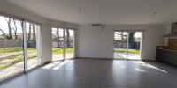 maison à VAYRES (33870)