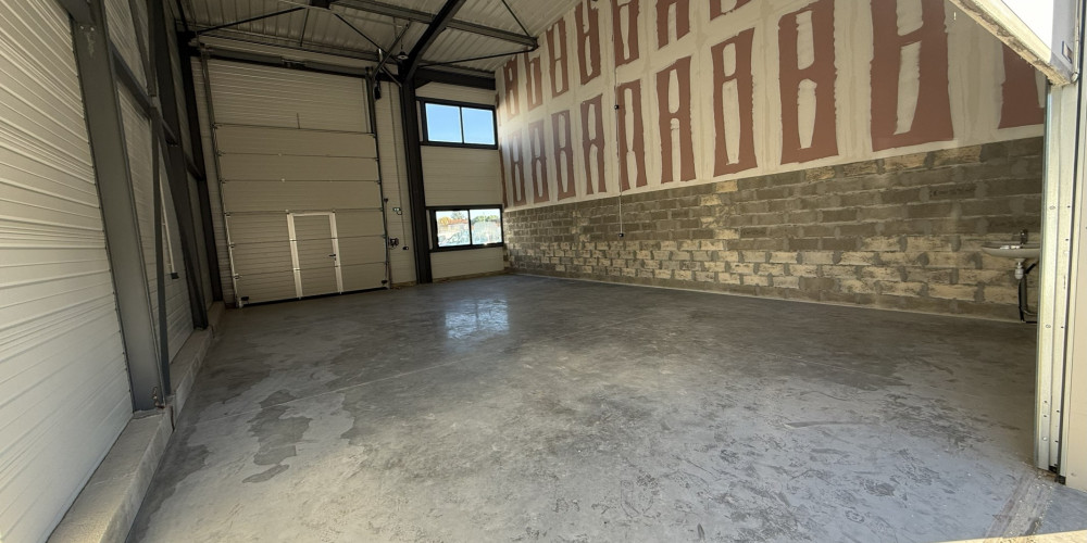 local industriel à EYSINES (33320)