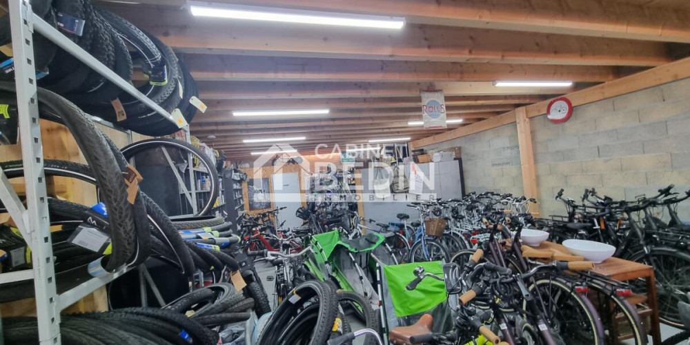 local commercial à LEGE CAP FERRET (33950)