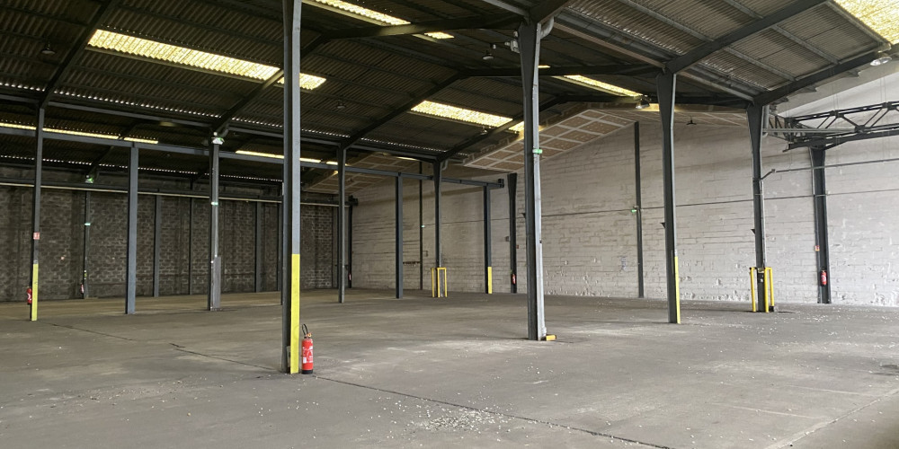 local industriel à BEGLES (33130)