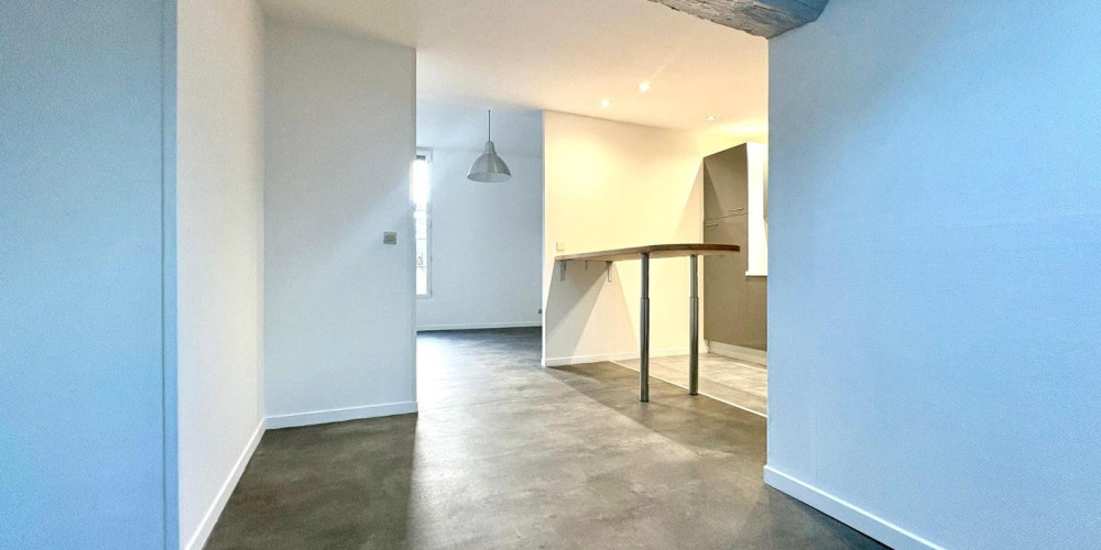 appartement à BORDEAUX (33800)