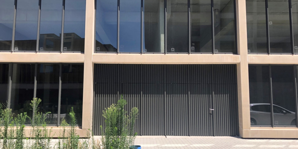 local industriel à BORDEAUX (33100)