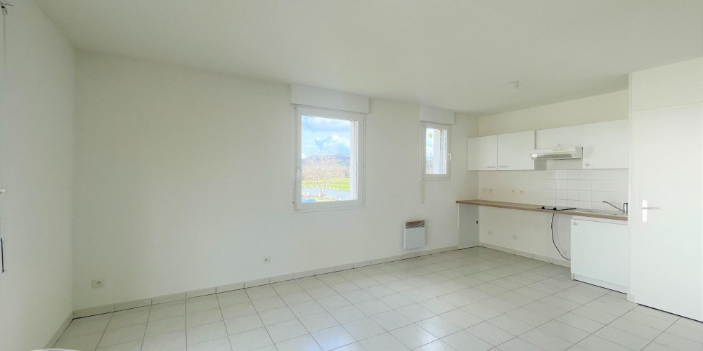 appartement à PINEUILH (33220)