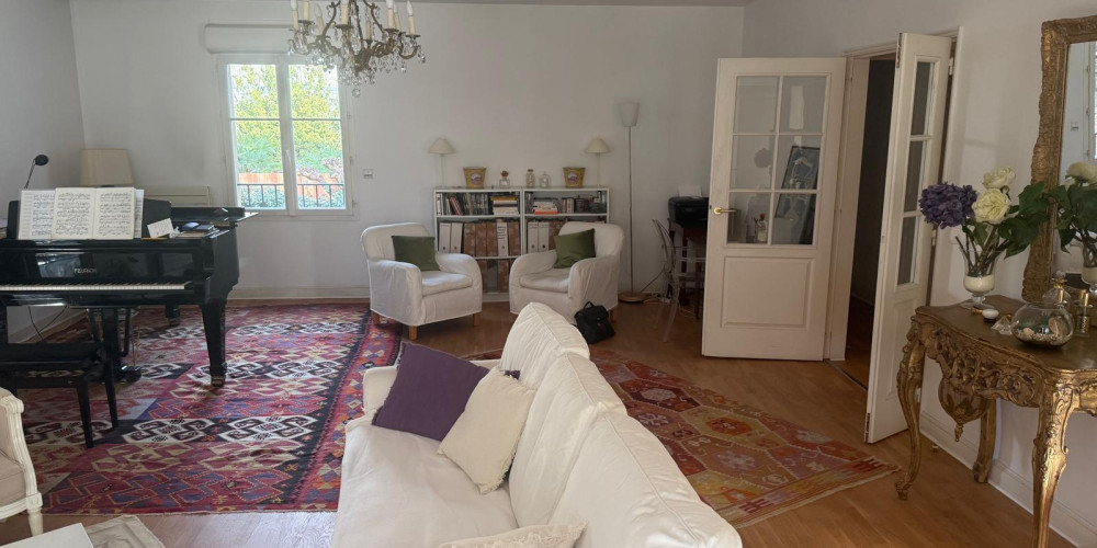 appartement à BORDEAUX (33000)