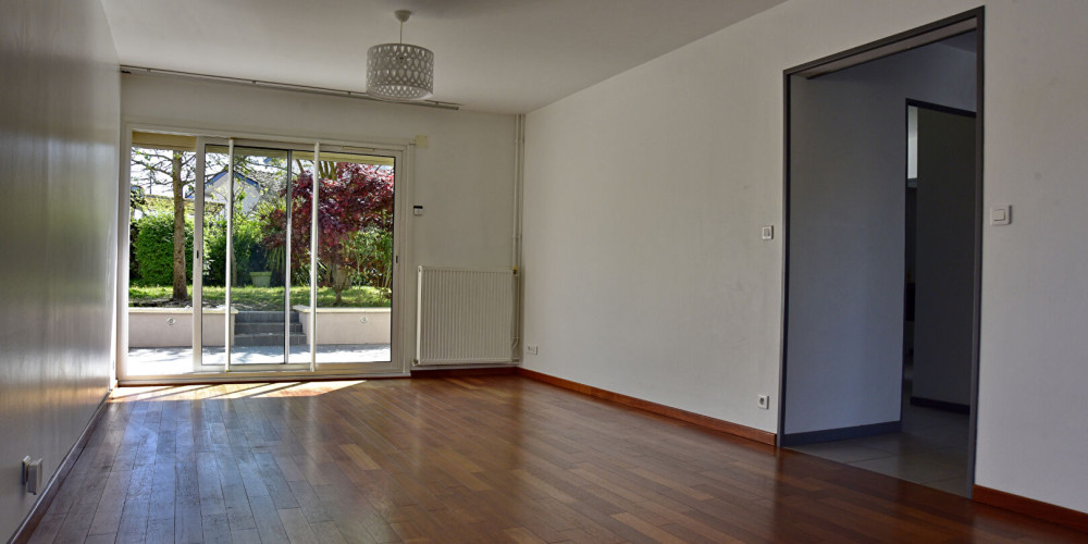 maison à VILLENAVE D ORNON (33140)