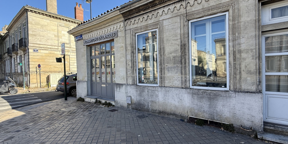 local commercial à BORDEAUX (33000)