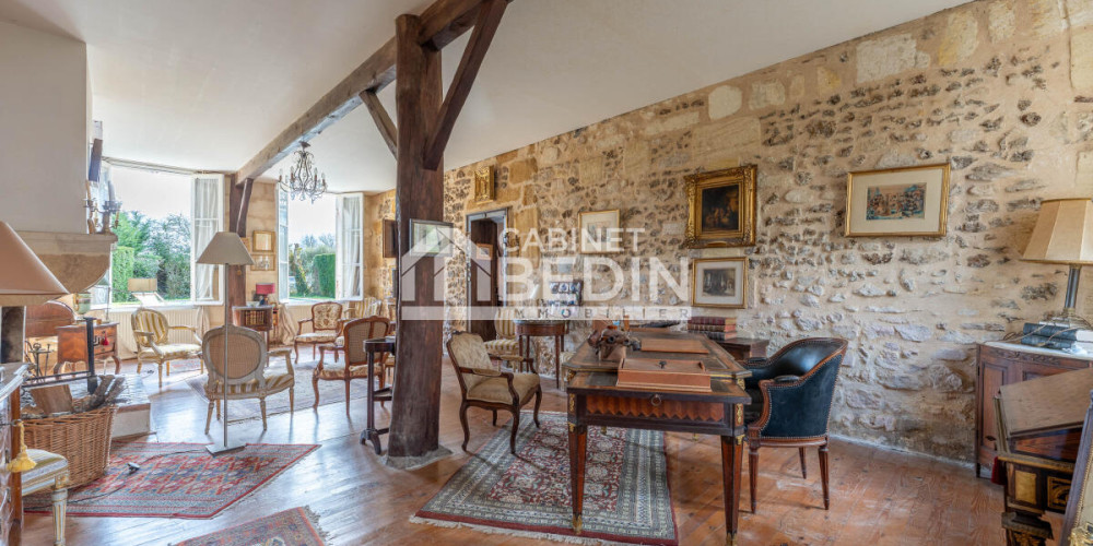maison à ST JEAN D ILLAC (33127)