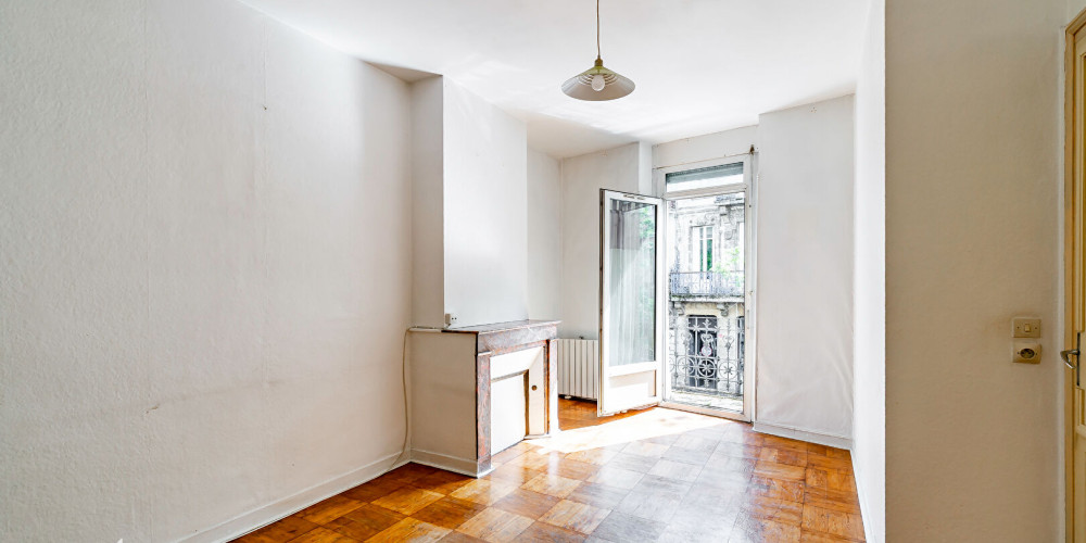 appartement à BORDEAUX (33800)