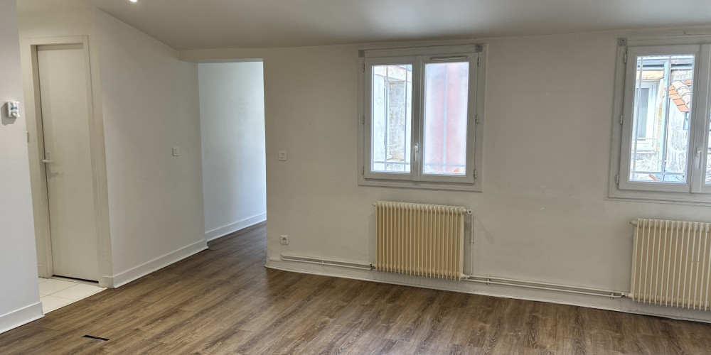 appartement à BORDEAUX (33000)