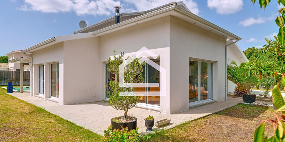 maison à ST AUBIN DE MEDOC (33160)