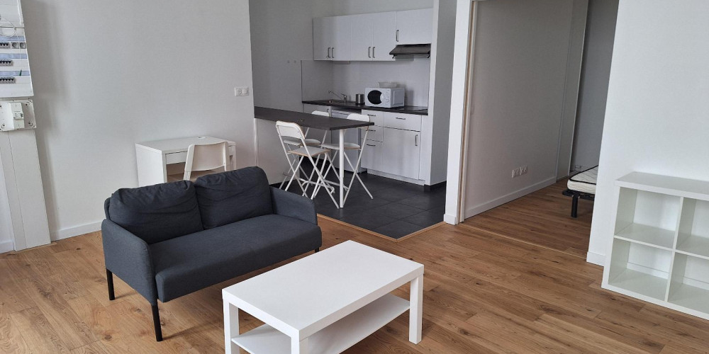 appartement à BORDEAUX (33800)
