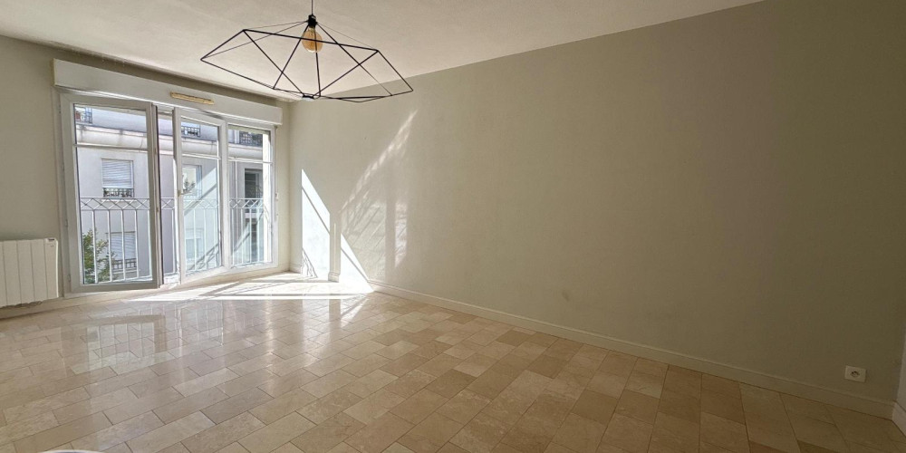 appartement à BORDEAUX (33000)