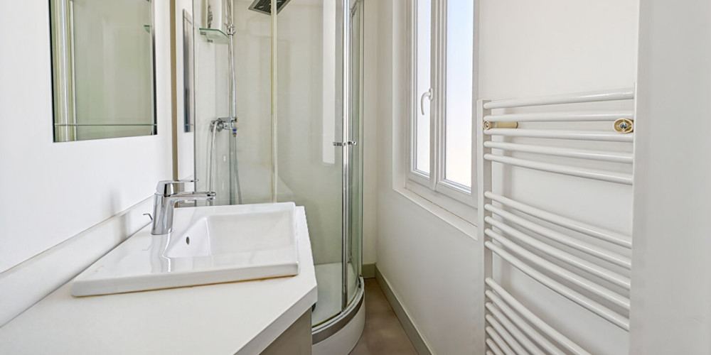 appartement à BORDEAUX (33000)