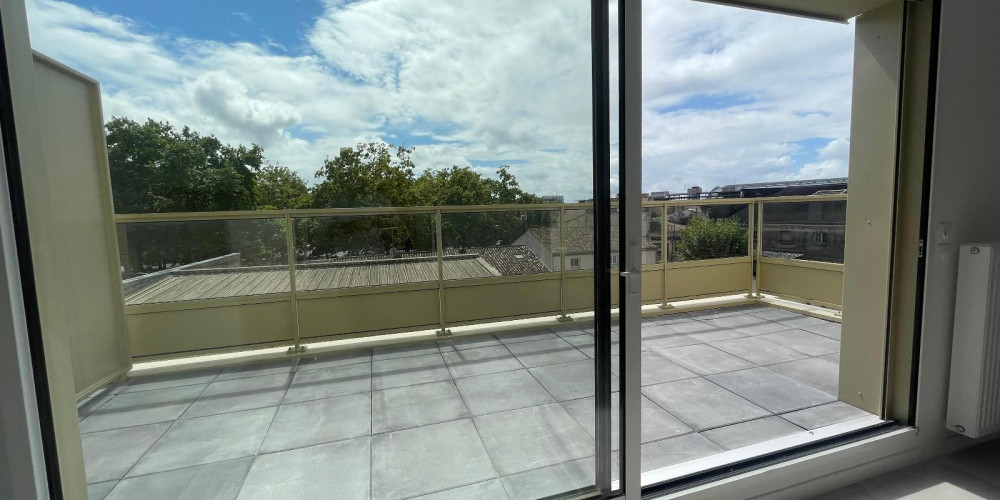 appartement à BORDEAUX (33800)