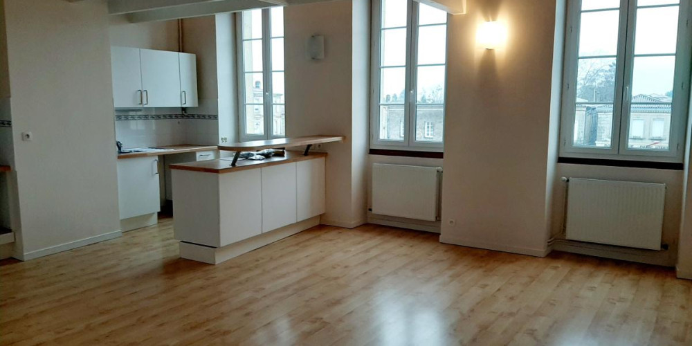 appartement à CREON (33670)