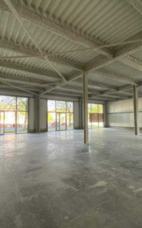 Local industriel  CARBON BLANC