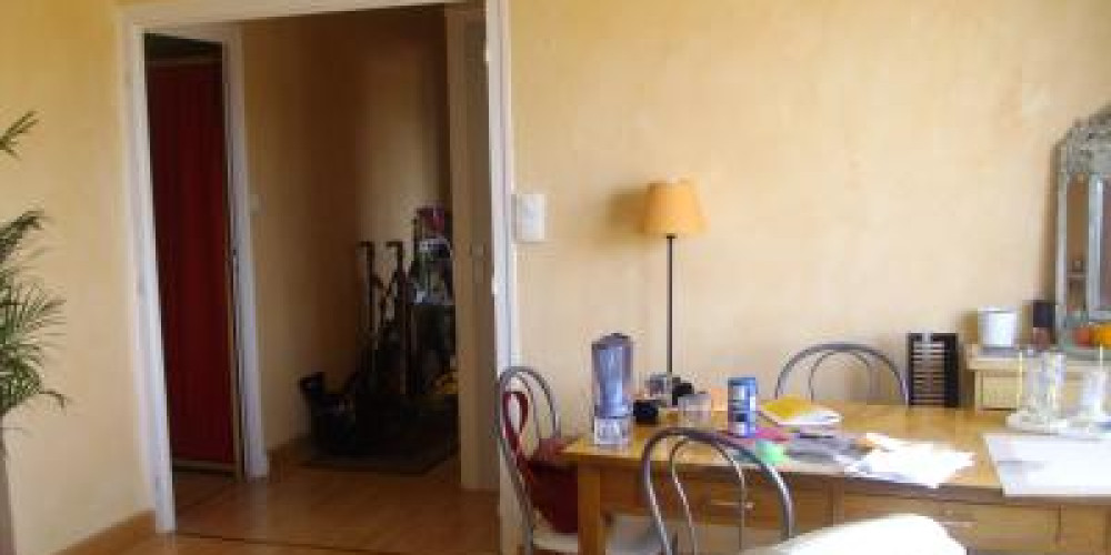appartement à BORDEAUX (33000)