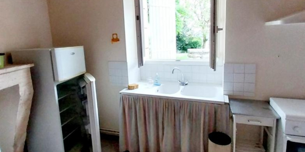 maison à BLASIMON (33540)