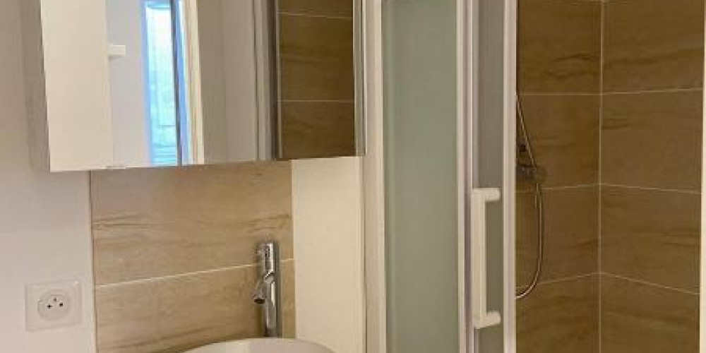 appartement à BORDEAUX (33000)