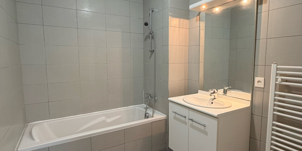 appartement à BORDEAUX (33000)